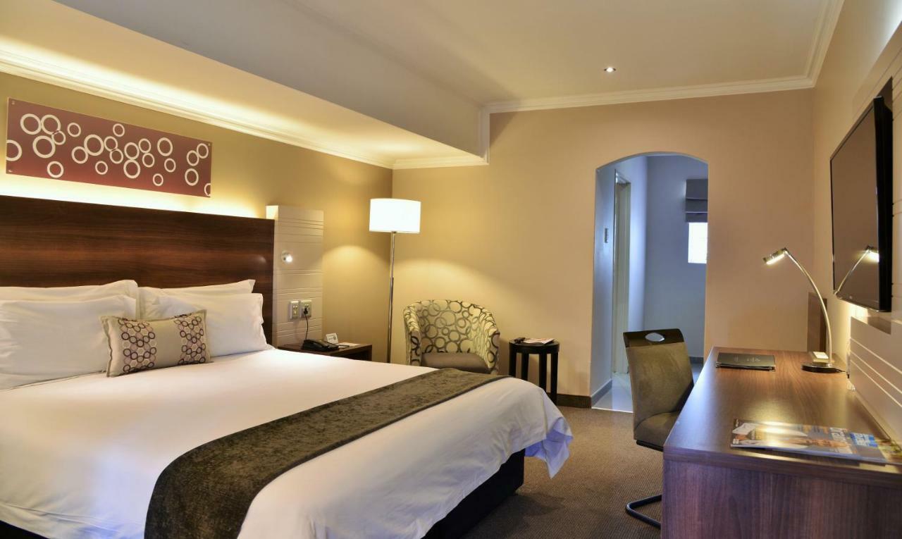 Birchwood And Or Tambo Conference Centre 4*