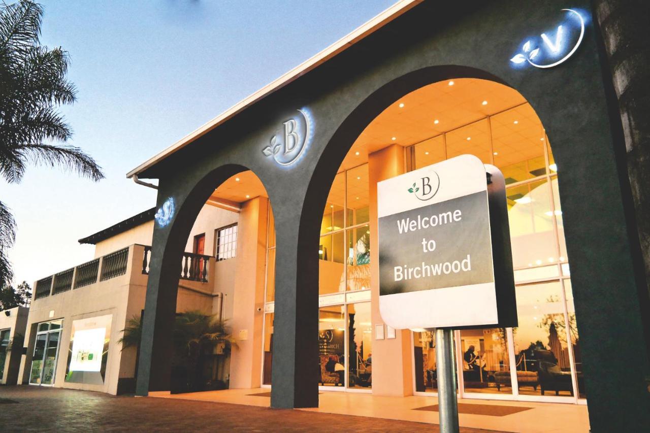 Birchwood And Or Tambo Conference Centre Hotel 4*